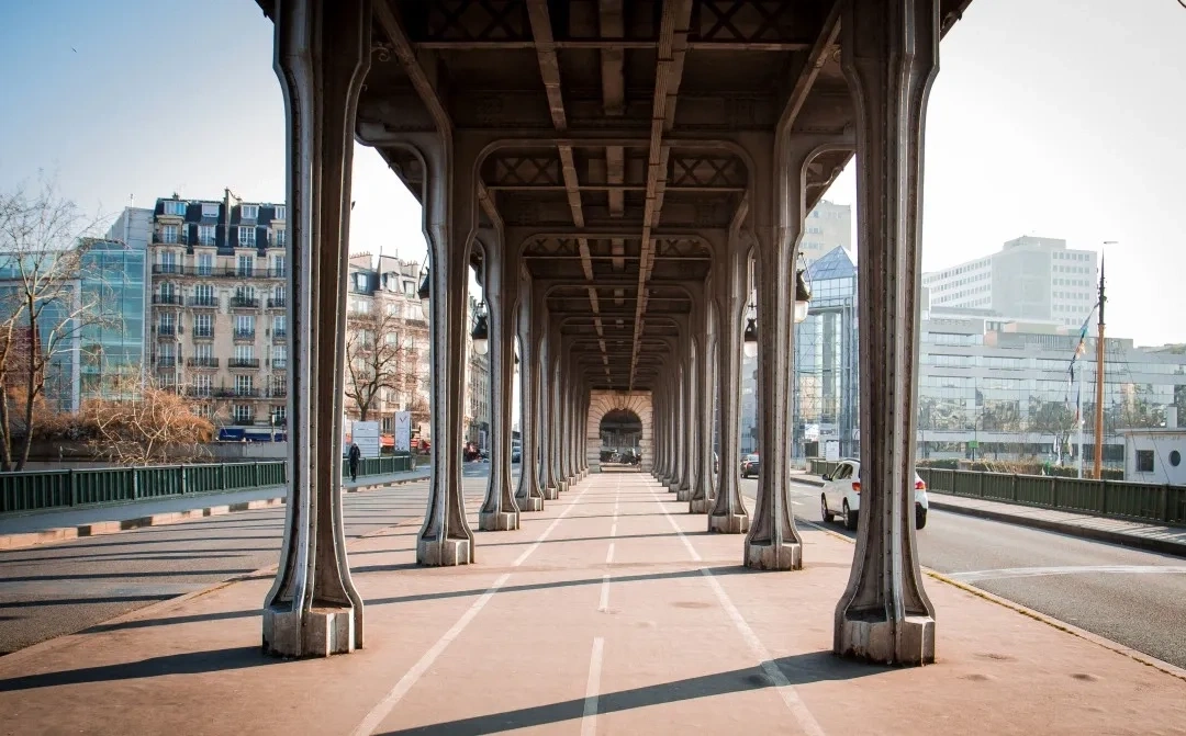 法国巴黎比尔哈克姆桥电影取景地